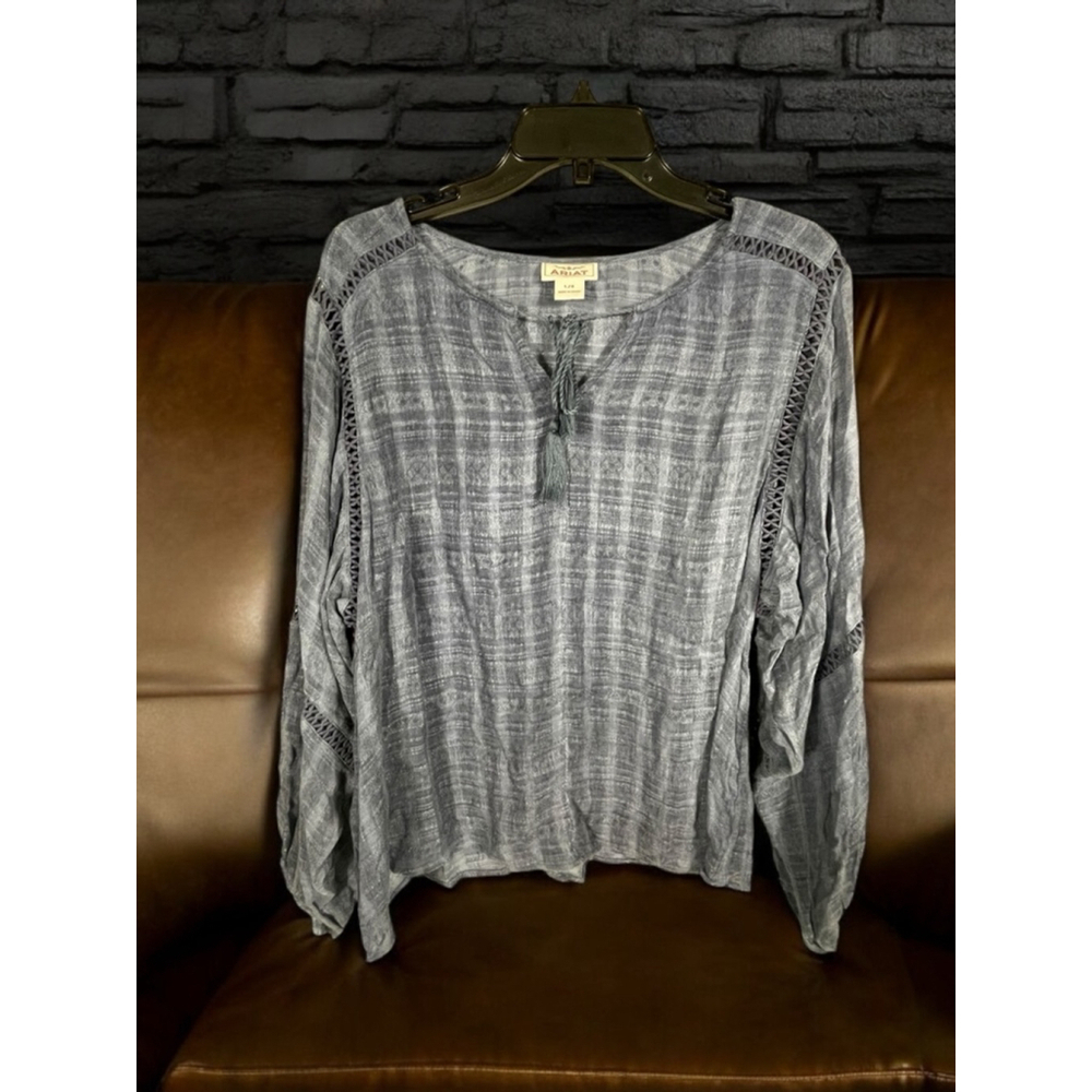 Size L Ariat Blue long sleeve blouse tie front neckline